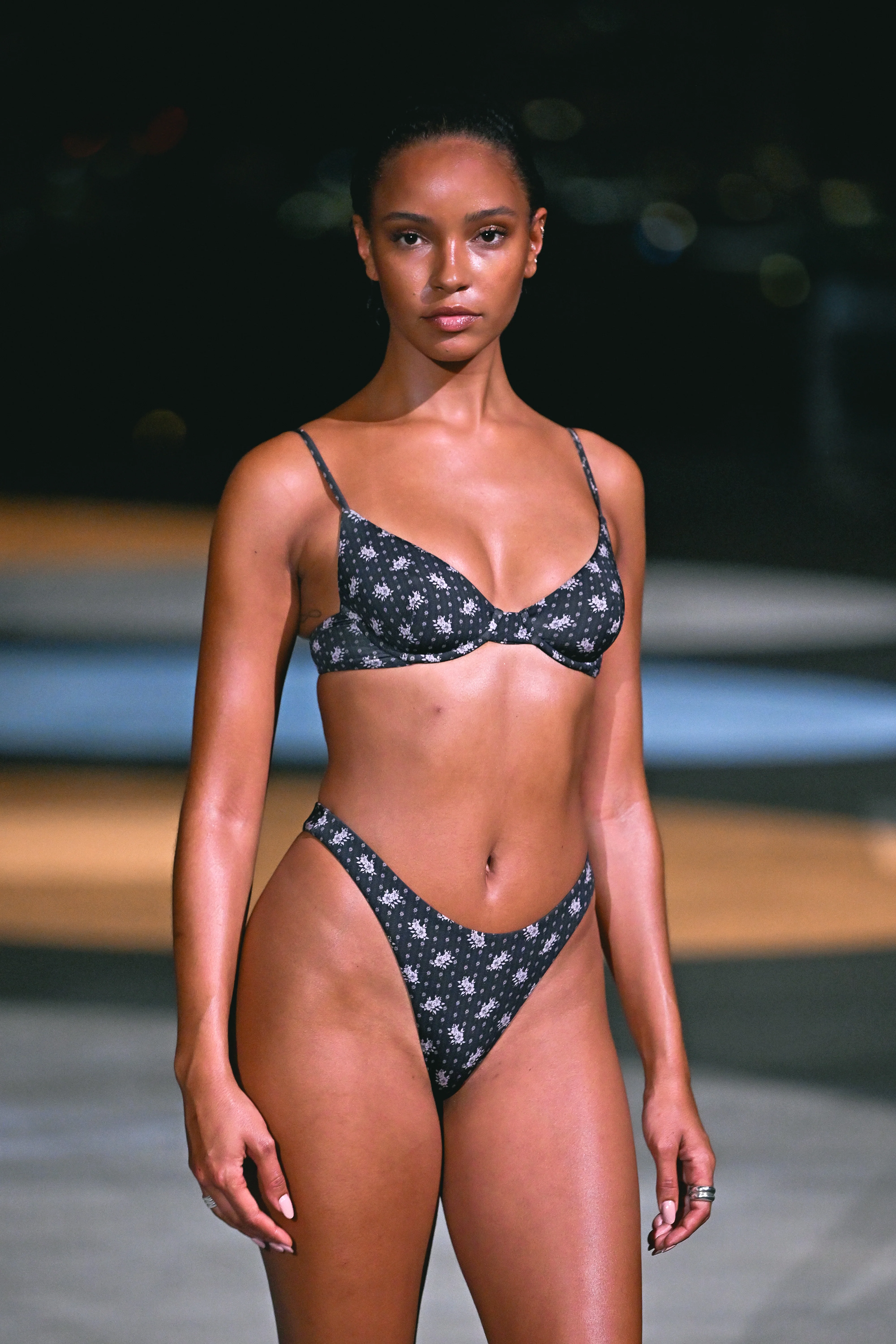 MANHATTAN LINING TOP - RESORT 2025 - Image 3